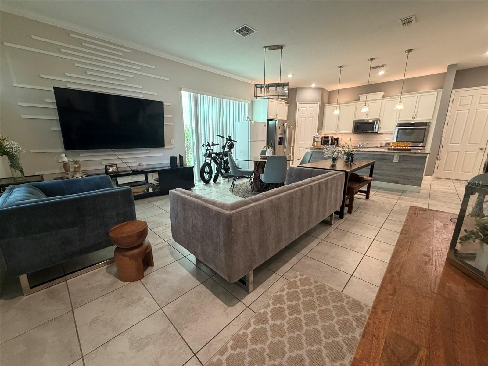 Image 7 of 34 For 8272 Bryce Canyon Avenue