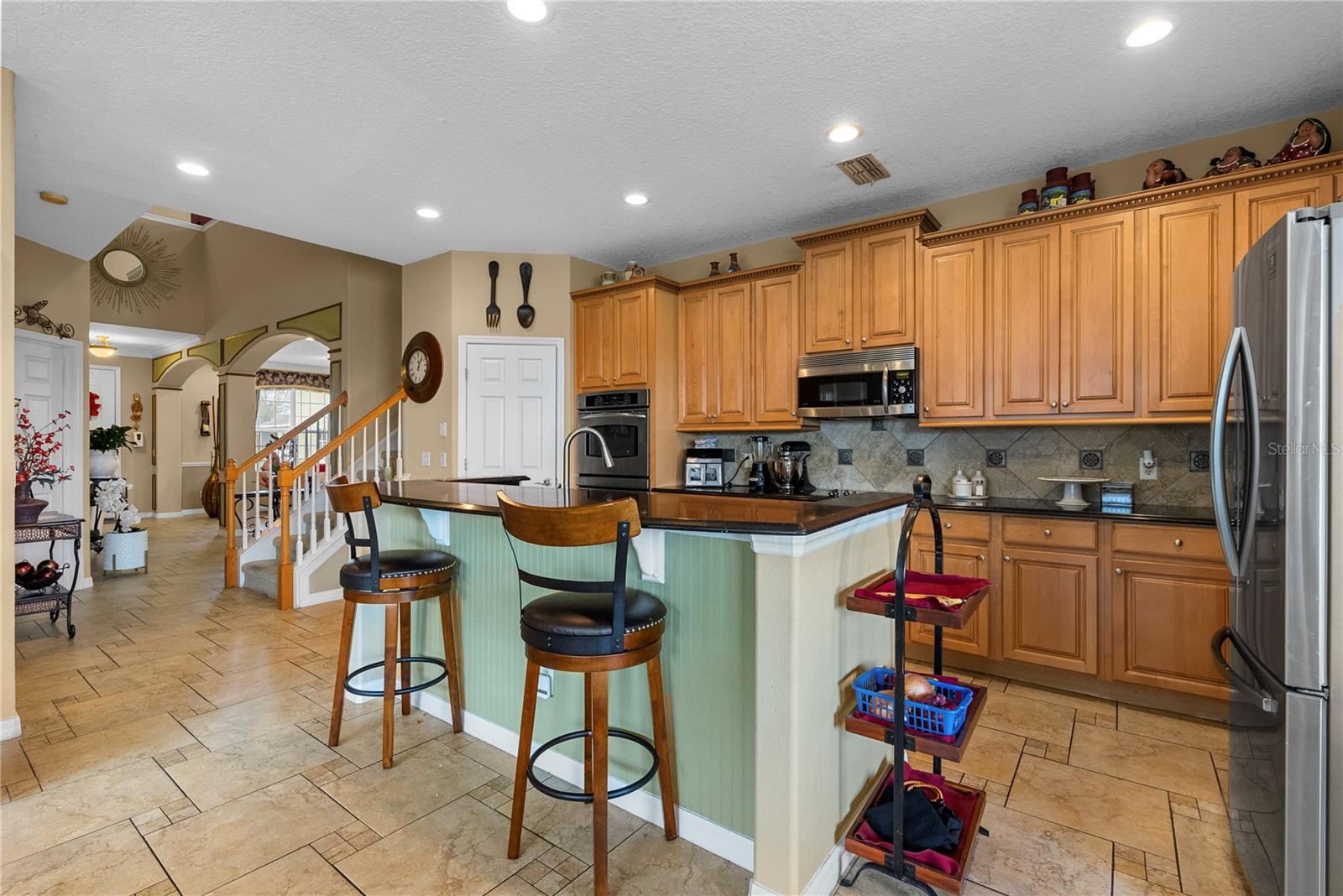 Image 13 of 45 For 1352 Oakcrest Court