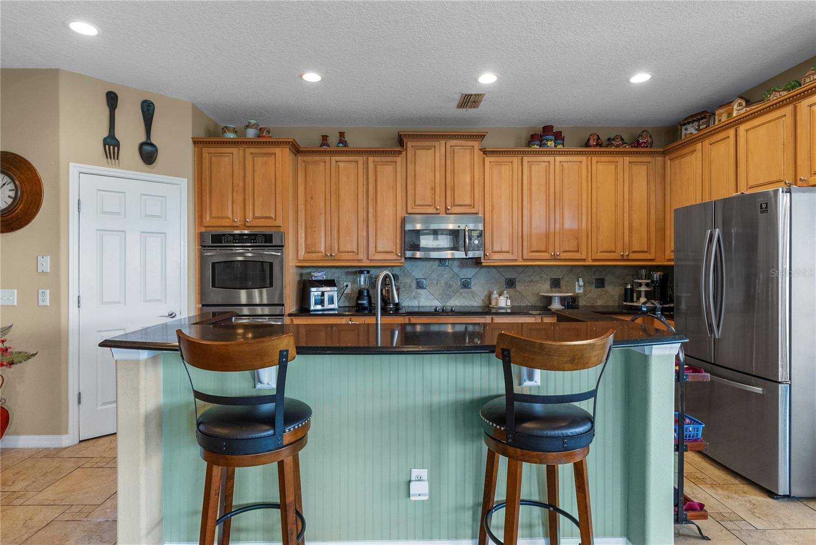 Image 15 of 45 For 1352 Oakcrest Court