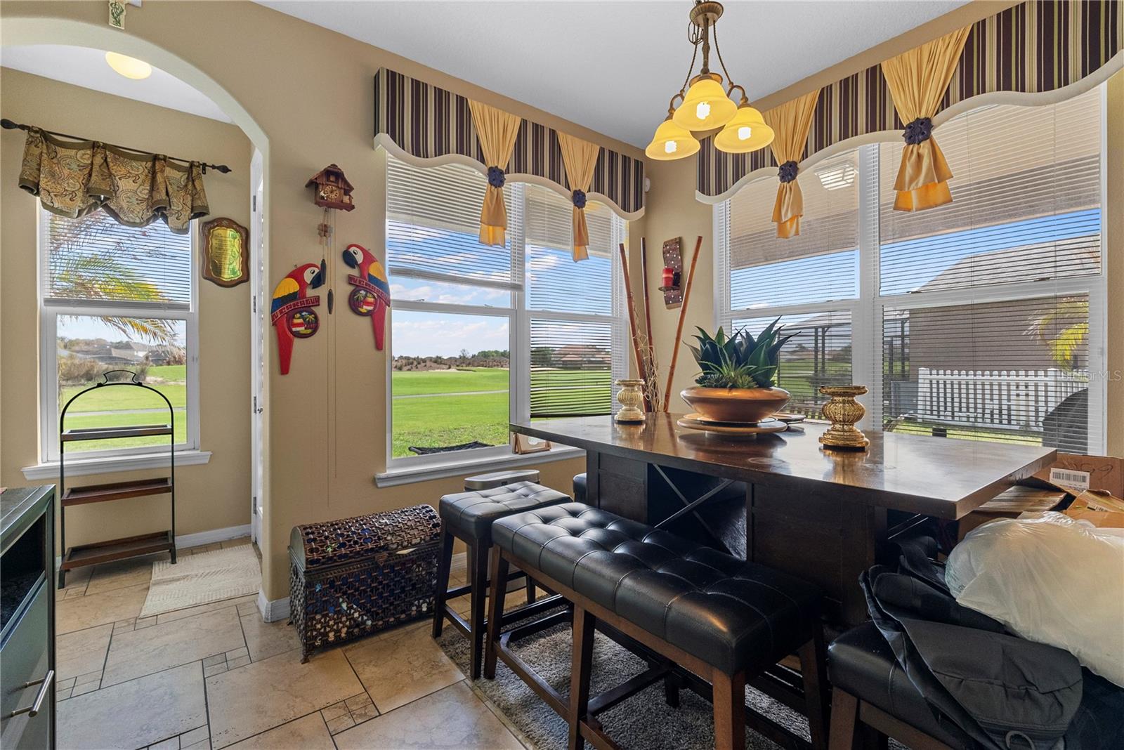 Image 20 of 45 For 1352 Oakcrest Court