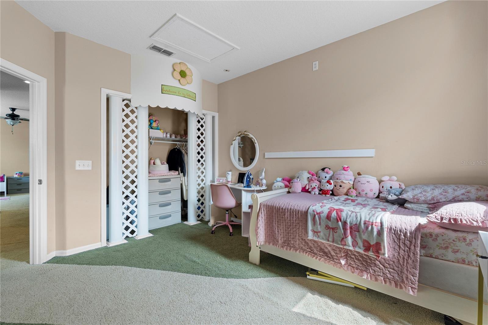 Image 29 of 45 For 1352 Oakcrest Court