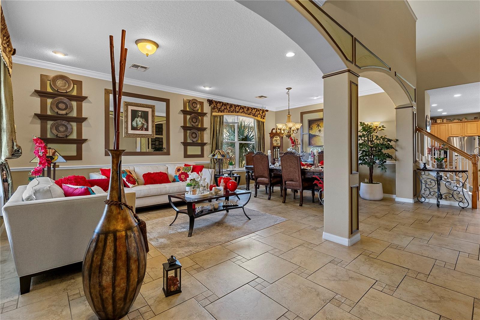 Image 3 of 45 For 1352 Oakcrest Court