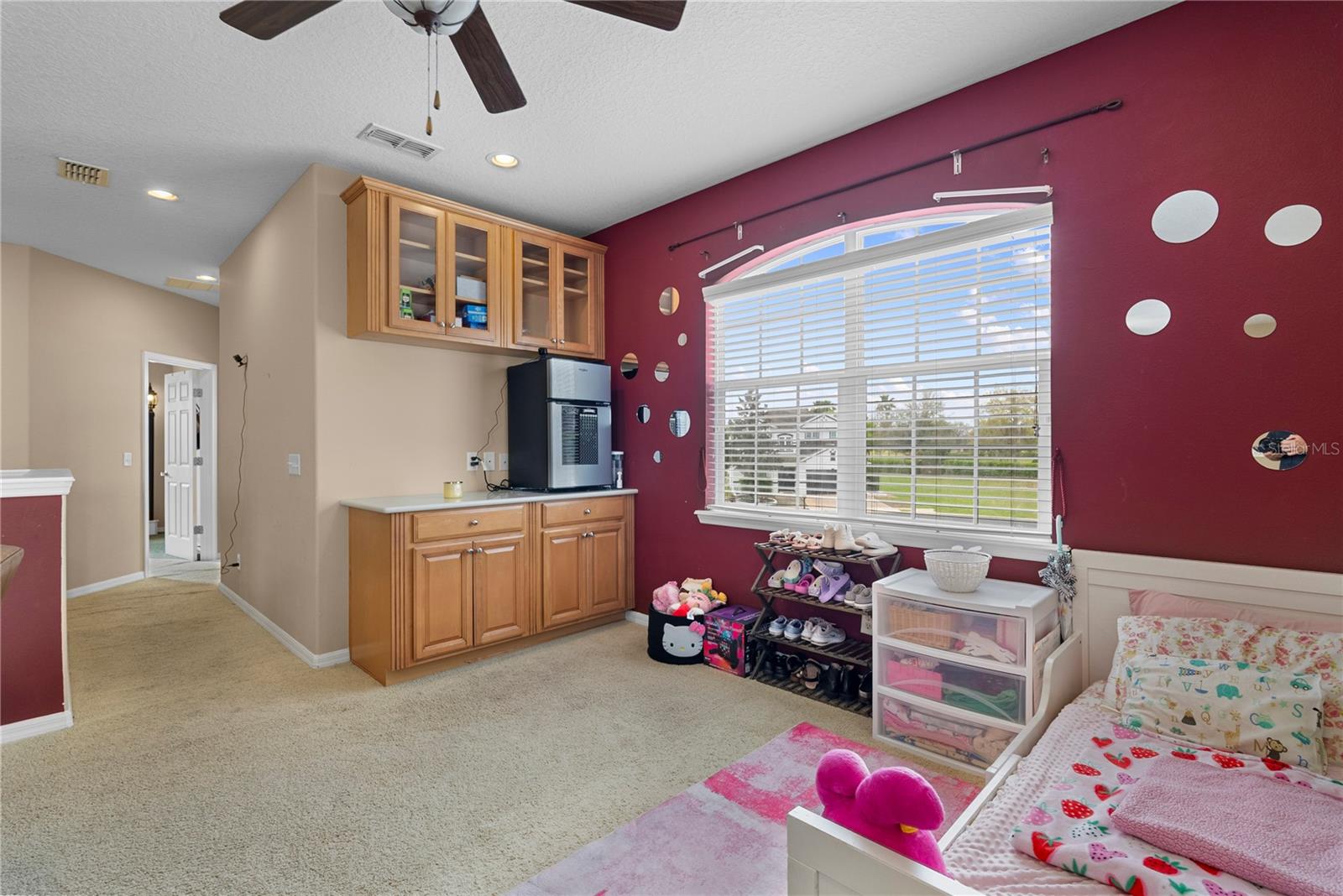 Image 33 of 45 For 1352 Oakcrest Court