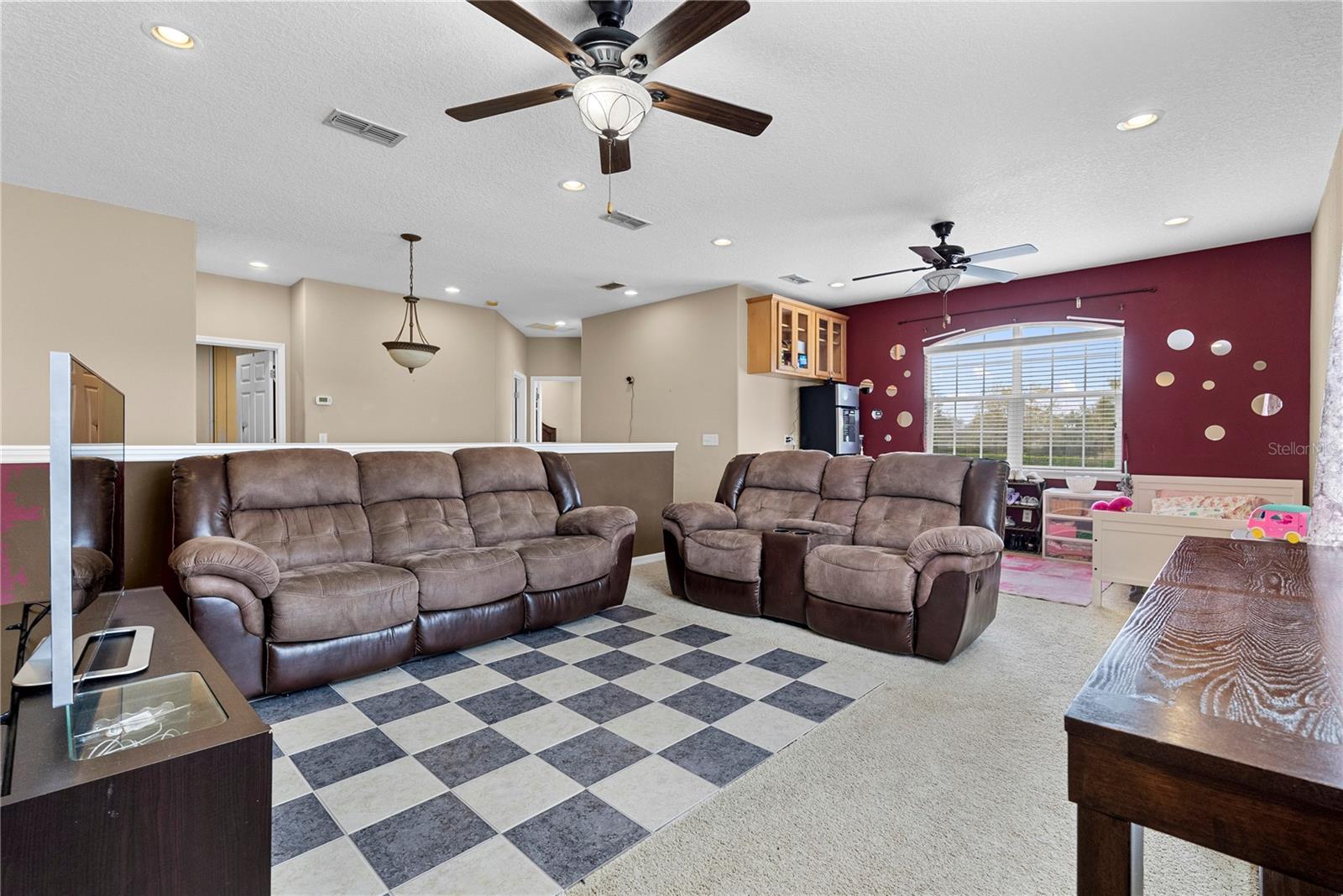 Image 36 of 45 For 1352 Oakcrest Court