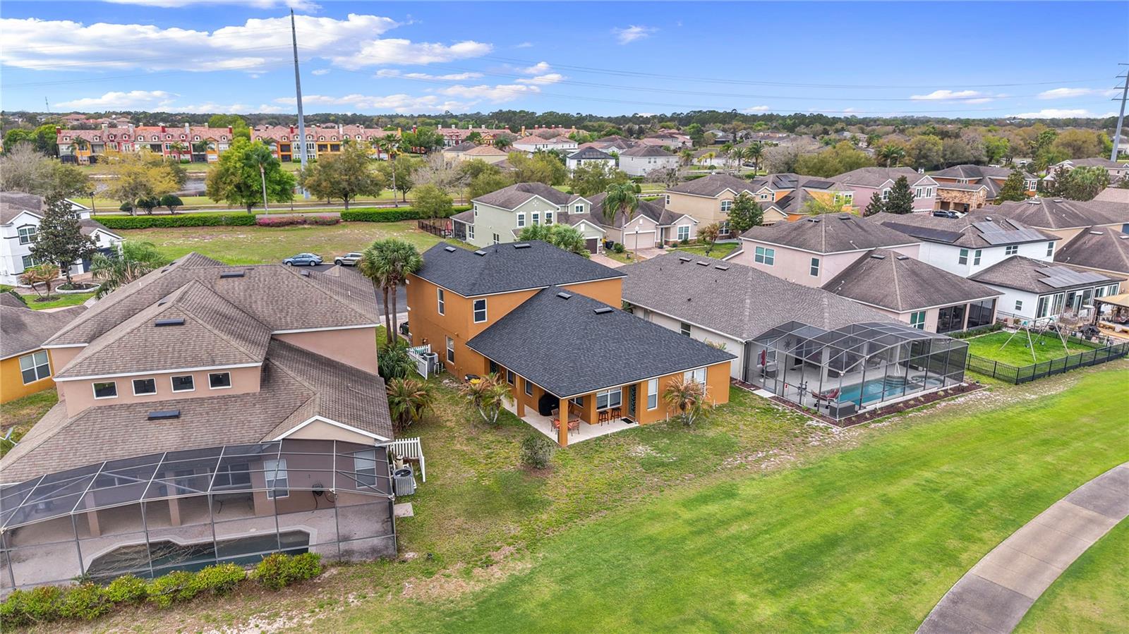 Image 45 of 45 For 1352 Oakcrest Court