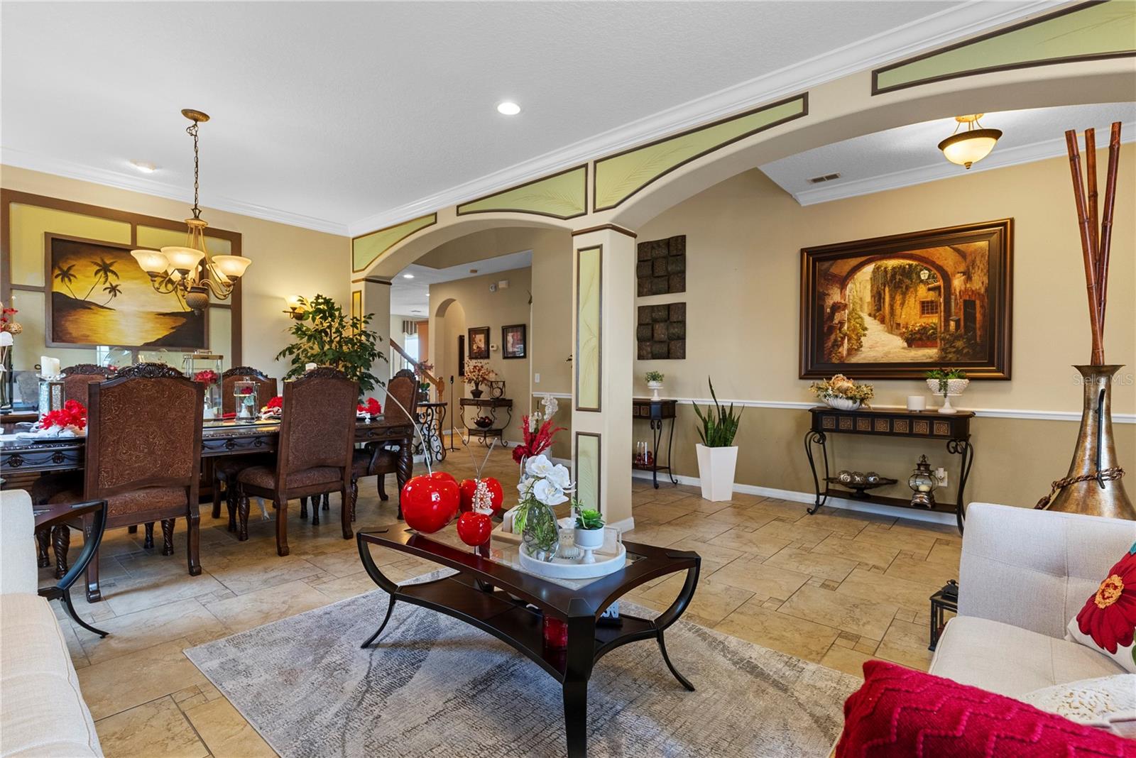 Image 6 of 45 For 1352 Oakcrest Court