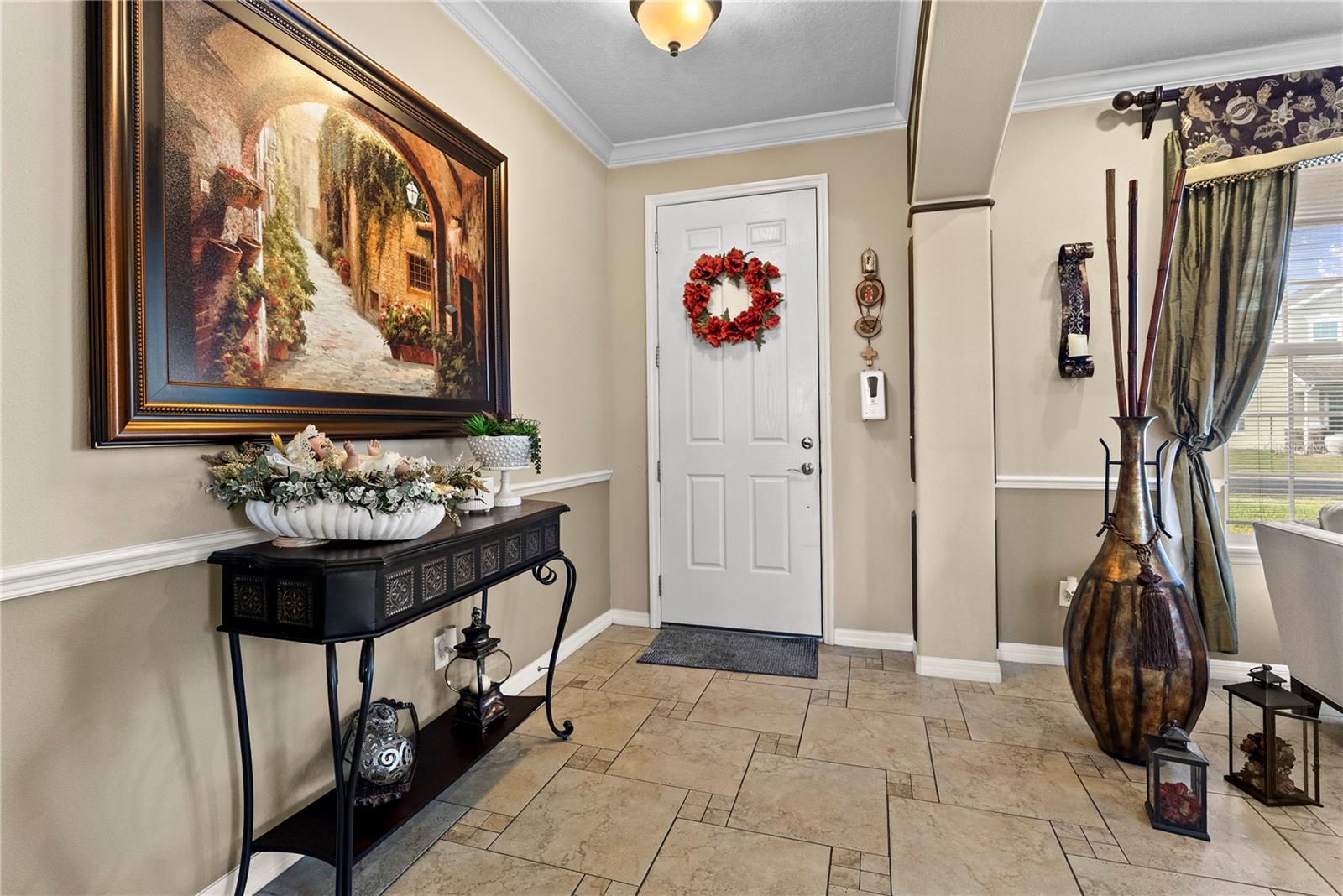 Image 7 of 45 For 1352 Oakcrest Court