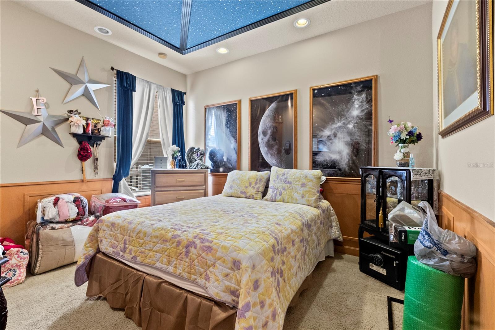 Image 8 of 45 For 1352 Oakcrest Court