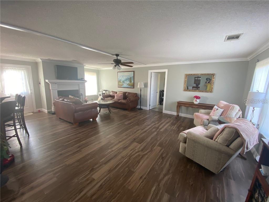 Image 7 of 24 For 440 Quail Street