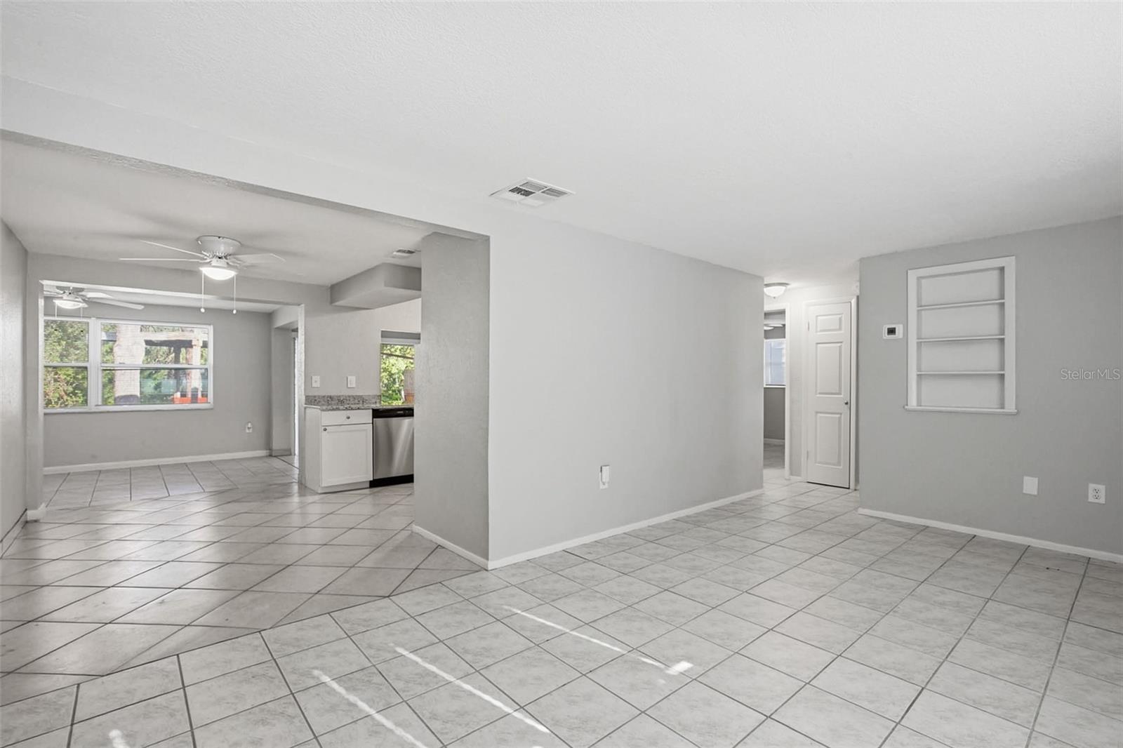 Image 10 of 32 For 4325 Newbury Drive