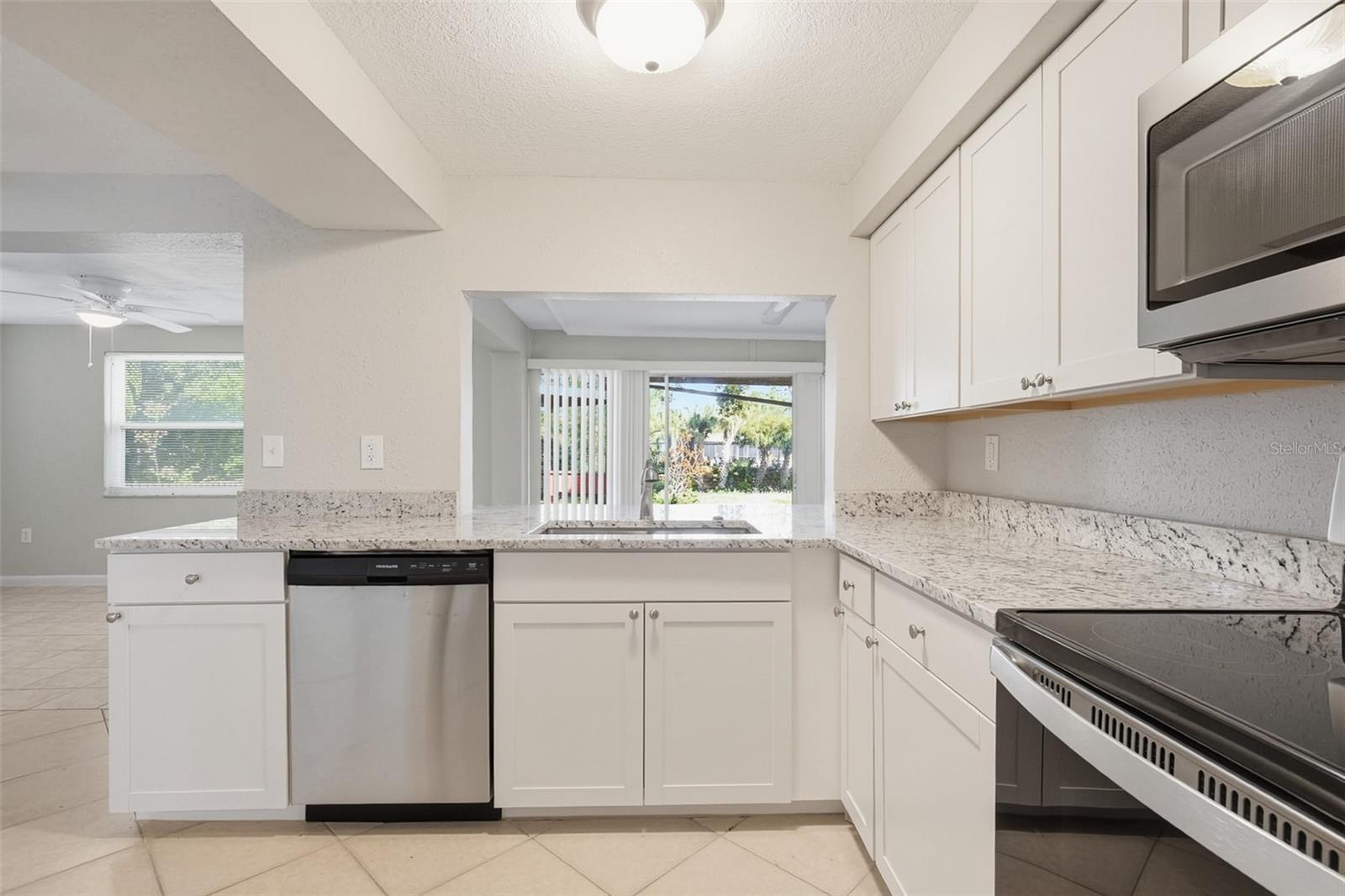 Image 17 of 32 For 4325 Newbury Drive