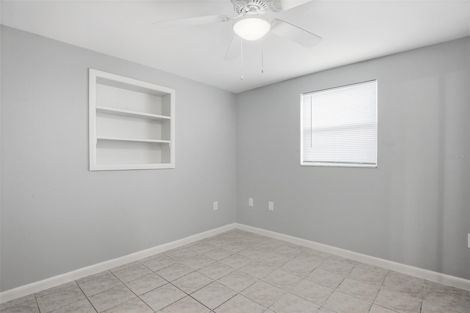 Image 22 of 32 For 4325 Newbury Drive