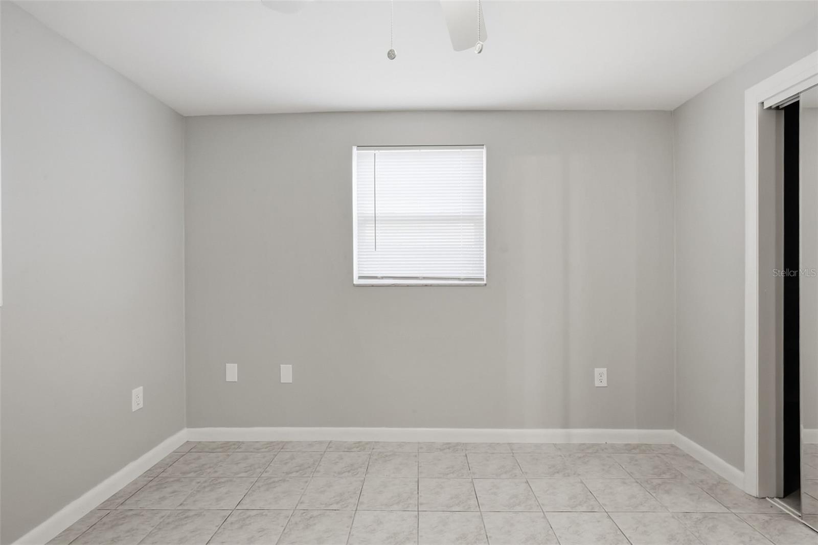 Image 23 of 32 For 4325 Newbury Drive