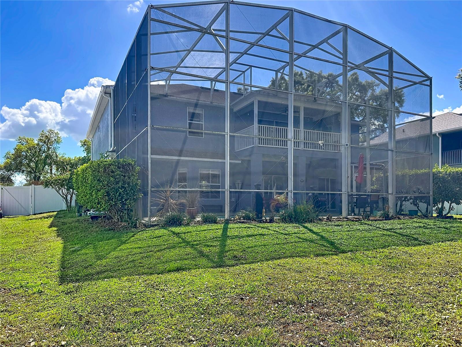 Image 27 of 63 For 2048 Applegate Drive