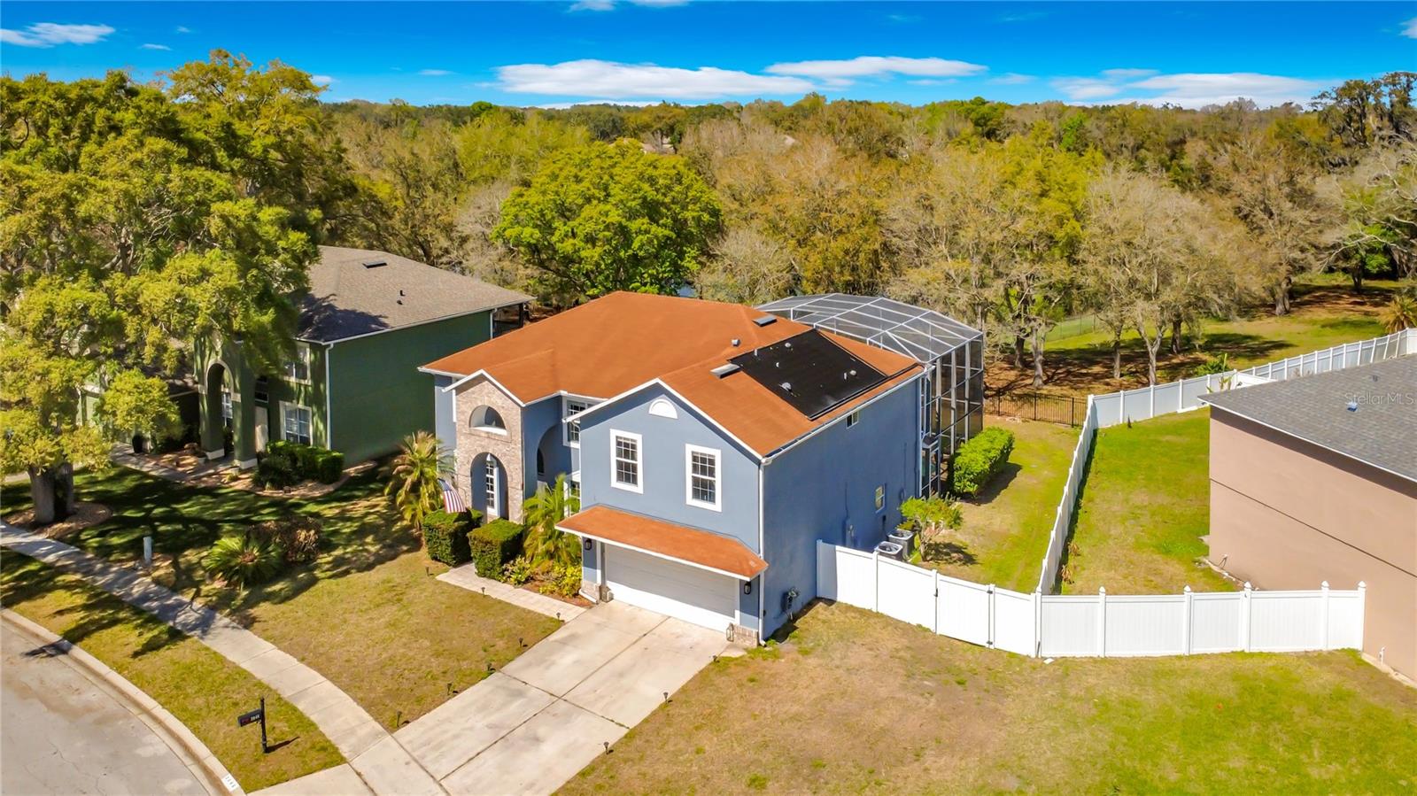 Image 3 of 63 For 2048 Applegate Drive