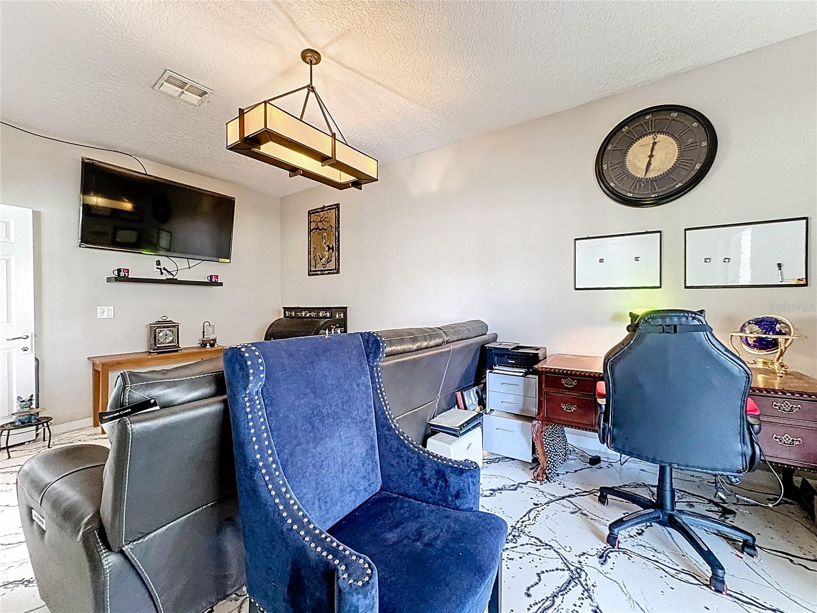 Image 37 of 63 For 2048 Applegate Drive