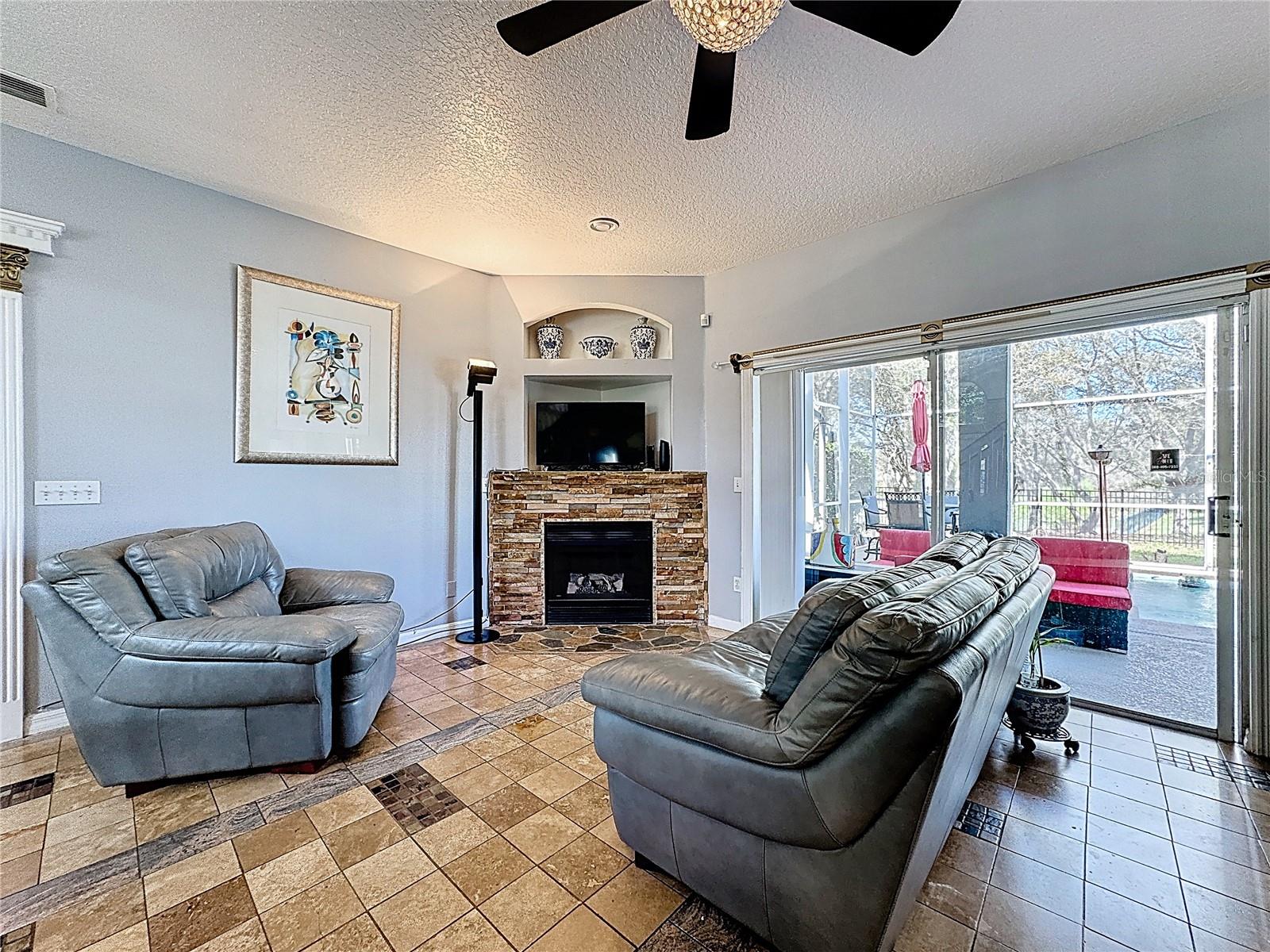 Image 40 of 63 For 2048 Applegate Drive