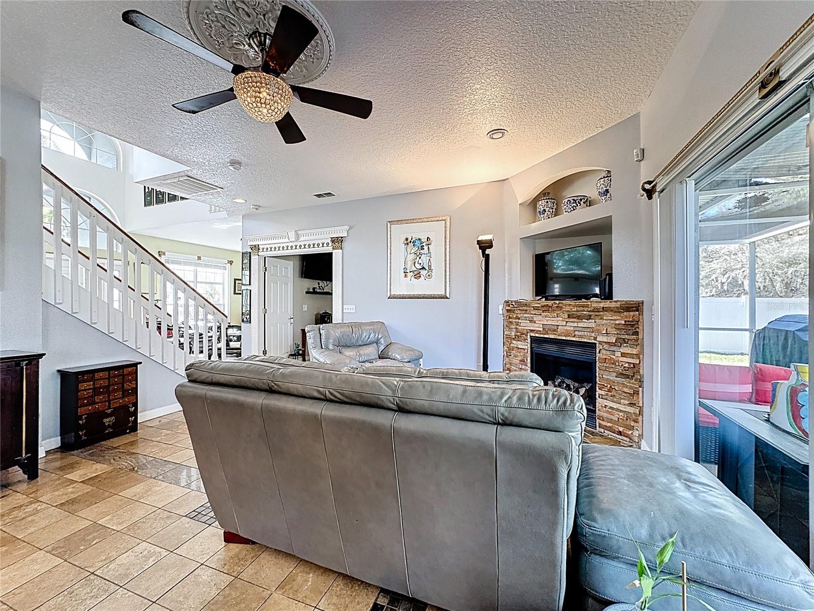 Image 41 of 63 For 2048 Applegate Drive