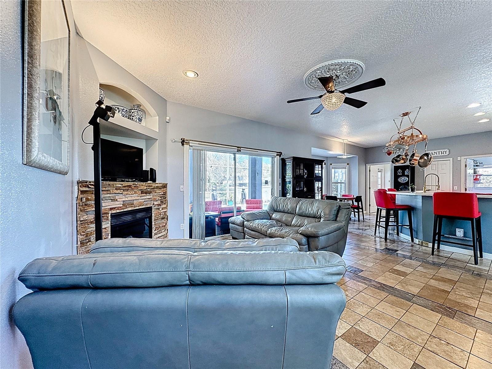 Image 43 of 63 For 2048 Applegate Drive