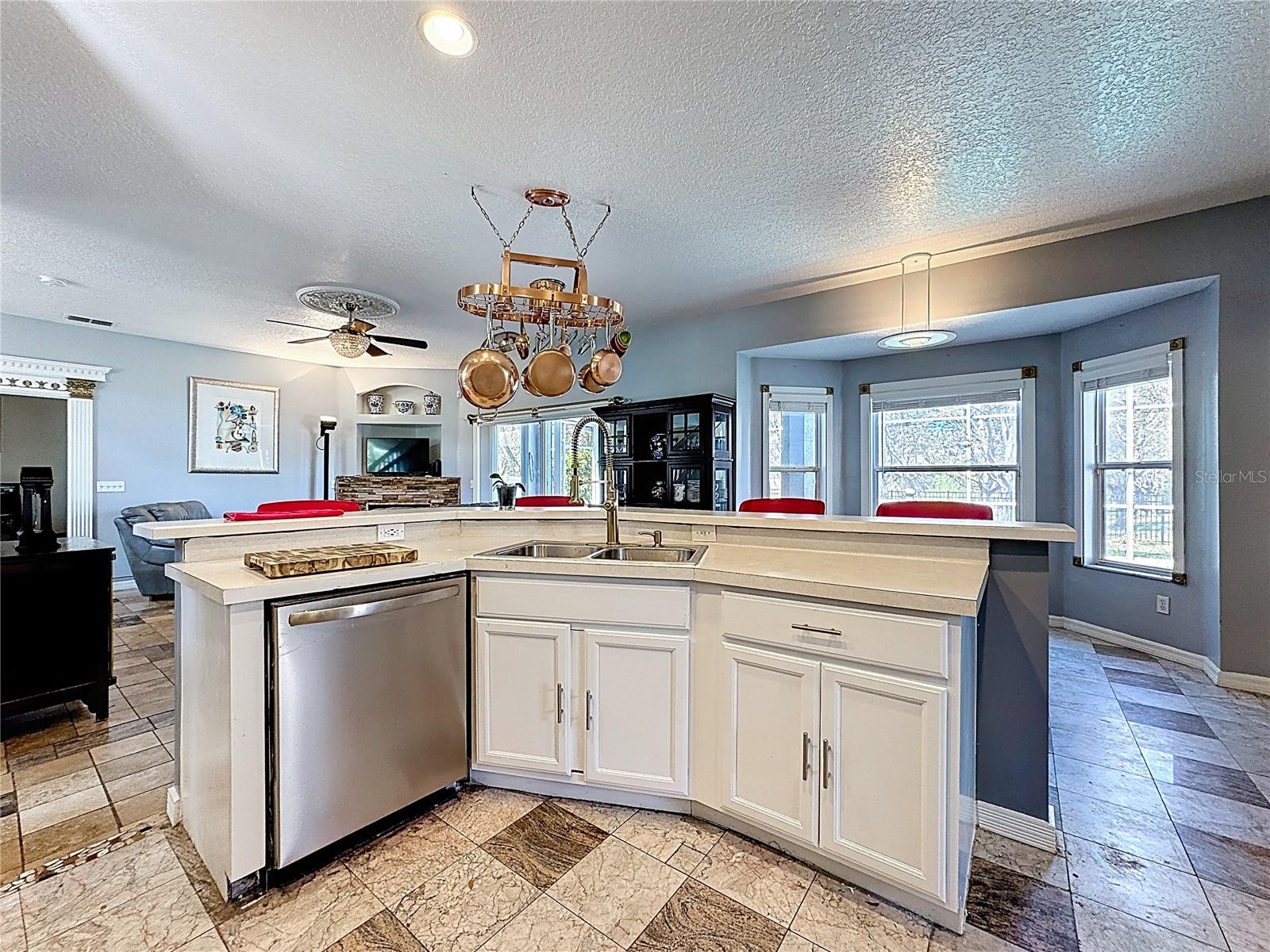 Image 51 of 63 For 2048 Applegate Drive