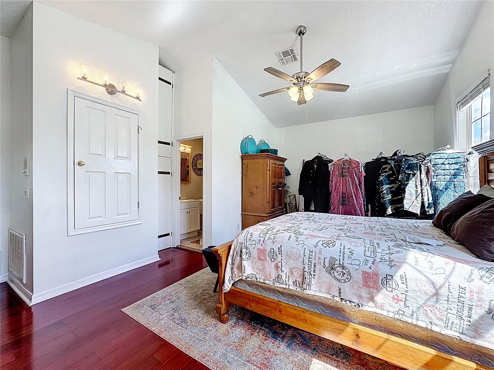 Image 55 of 63 For 2048 Applegate Drive