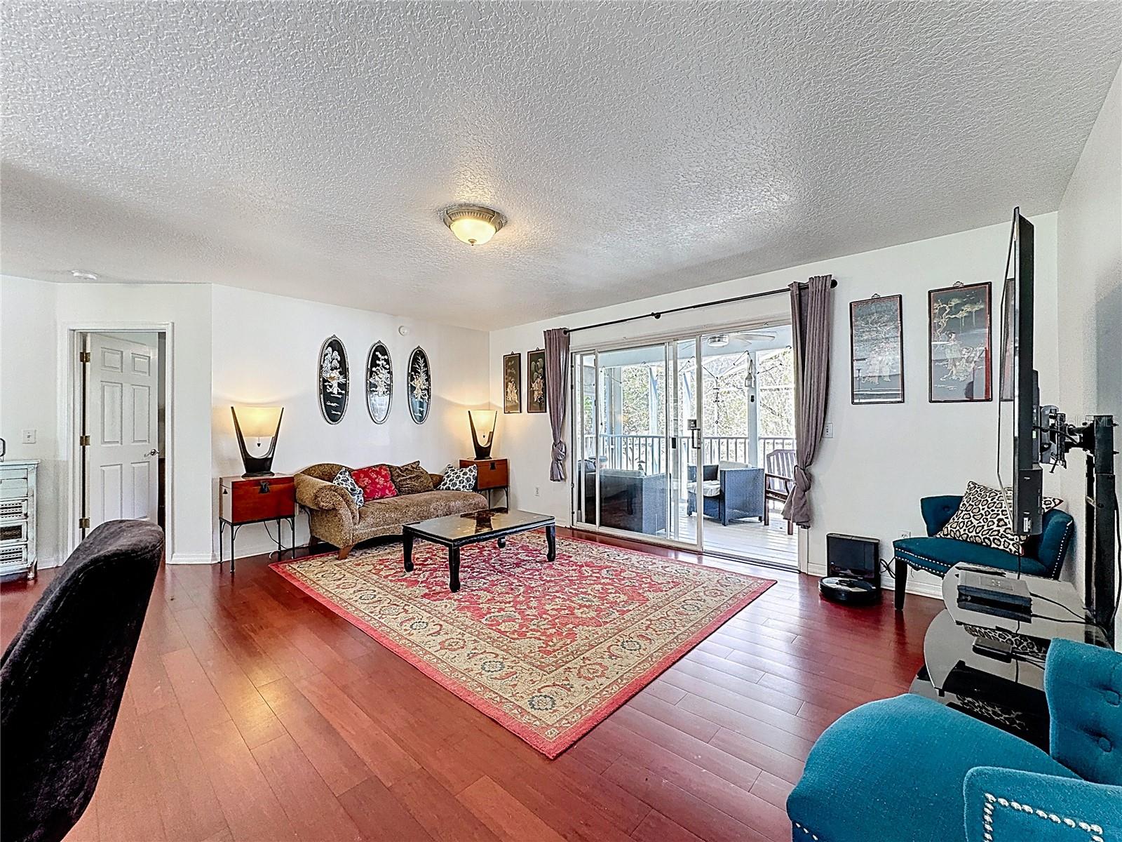 Image 6 of 63 For 2048 Applegate Drive