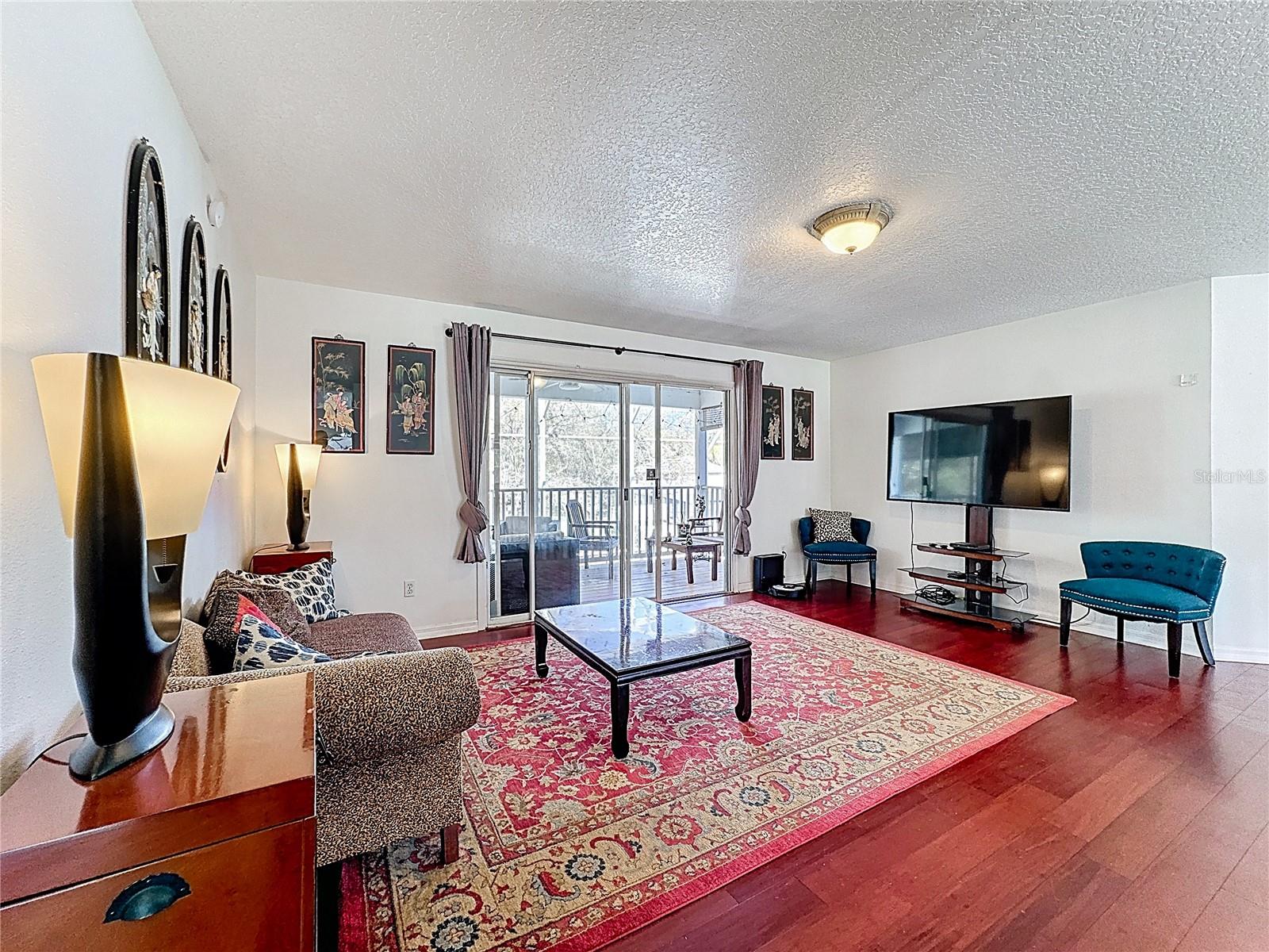 Image 8 of 63 For 2048 Applegate Drive