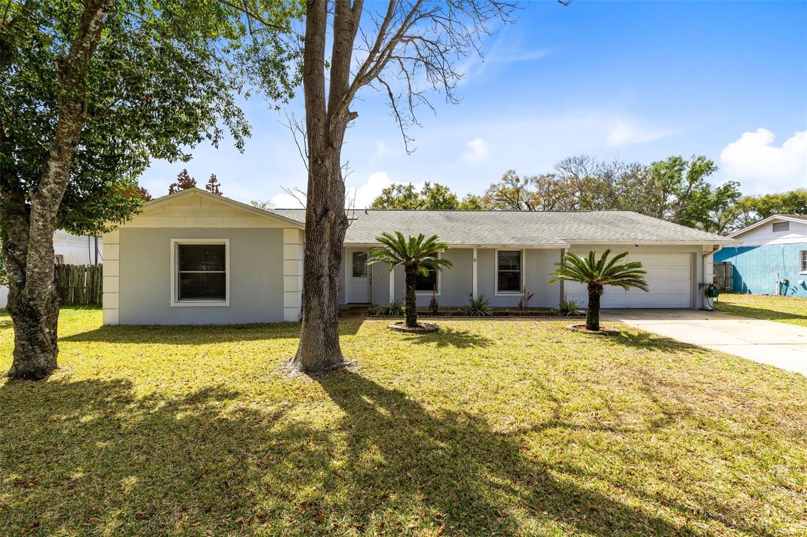 Image 2 of 33 For 954 Apple Lane