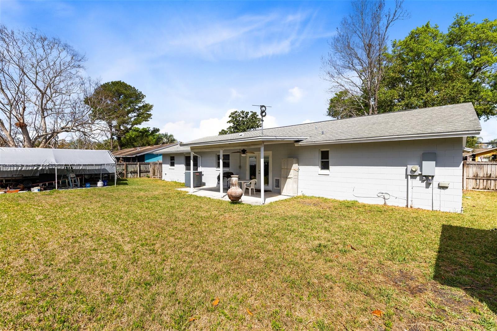 Image 25 of 33 For 954 Apple Lane