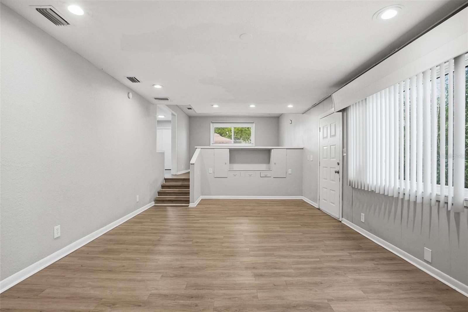 Image 13 of 37 For 1477 Prescott Avenue