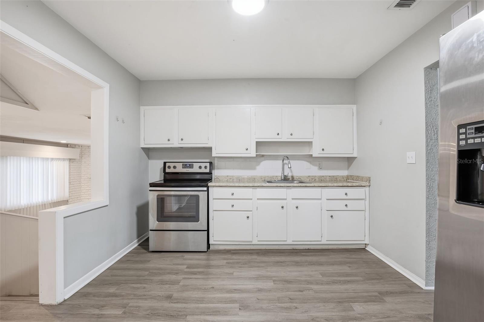 Image 15 of 37 For 1477 Prescott Avenue