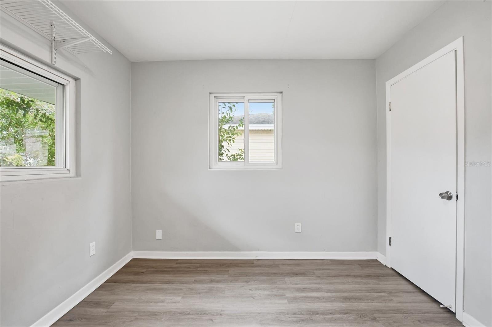 Image 21 of 37 For 1477 Prescott Avenue