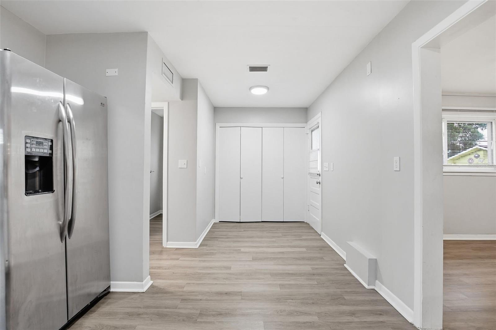 Image 31 of 37 For 1477 Prescott Avenue