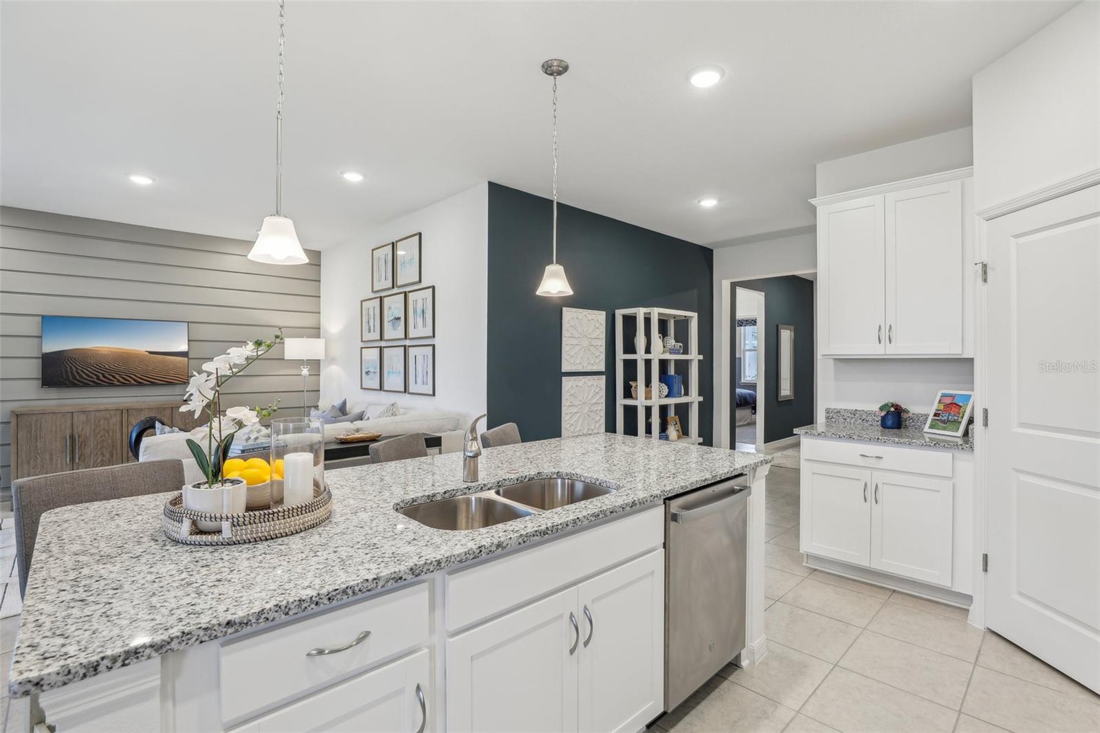 Image 17 of 45 For 1889 Horsetail Drive