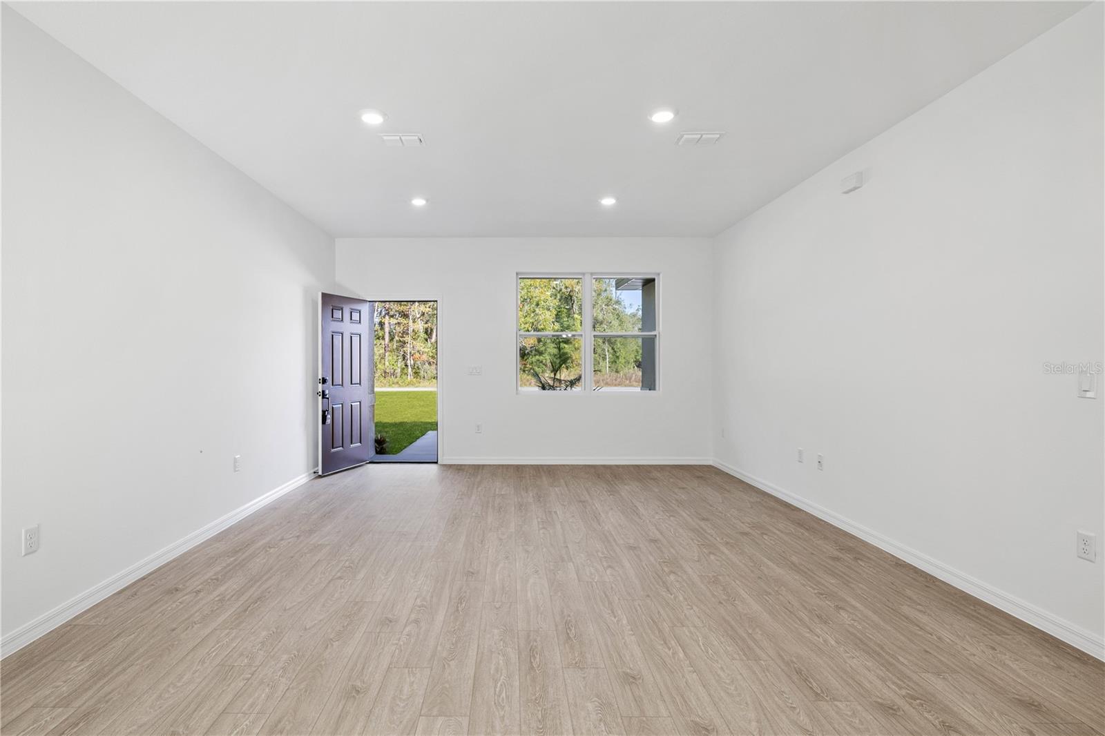 Image 11 of 29 For 10020 Deltona Boulevard