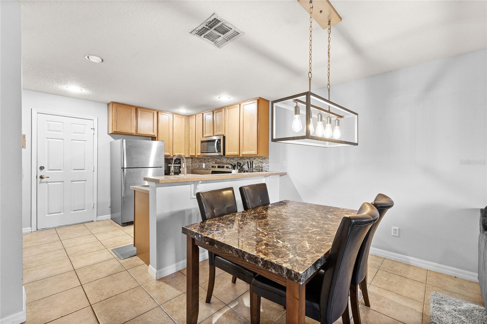 Image 5 of 24 For 3847 Shaftbury Place