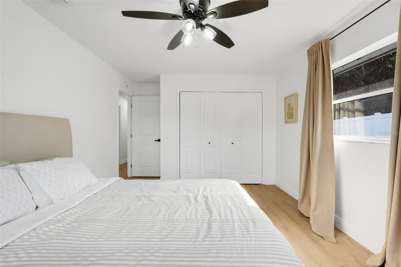 Image 20 of 31 For 589 Del Rio Street