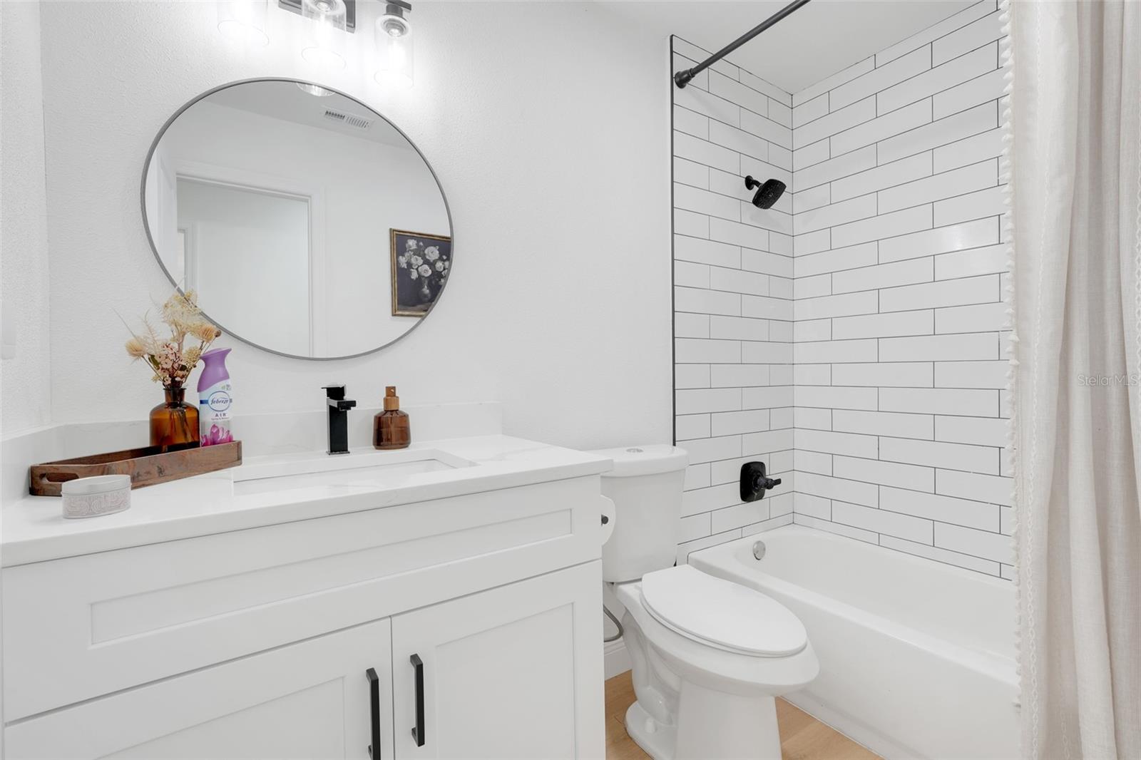 Image 22 of 31 For 589 Del Rio Street