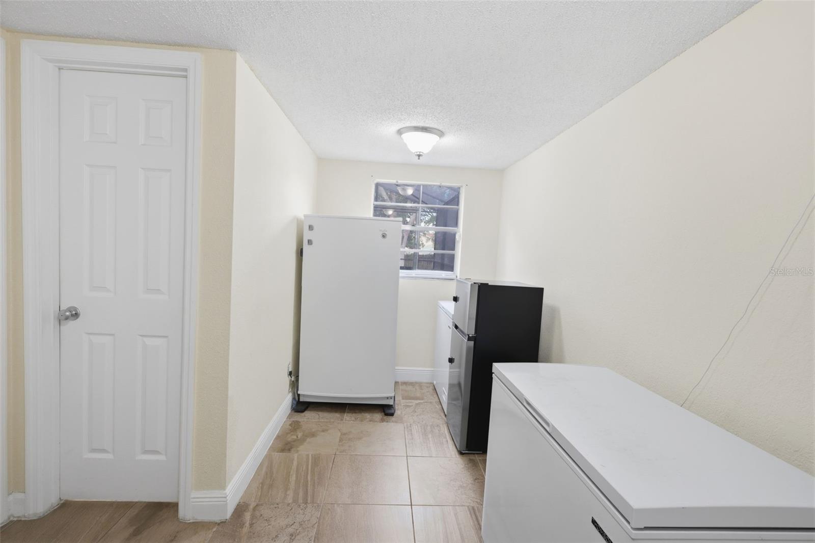 Image 24 of 51 For 2732 Hidden Cove Court