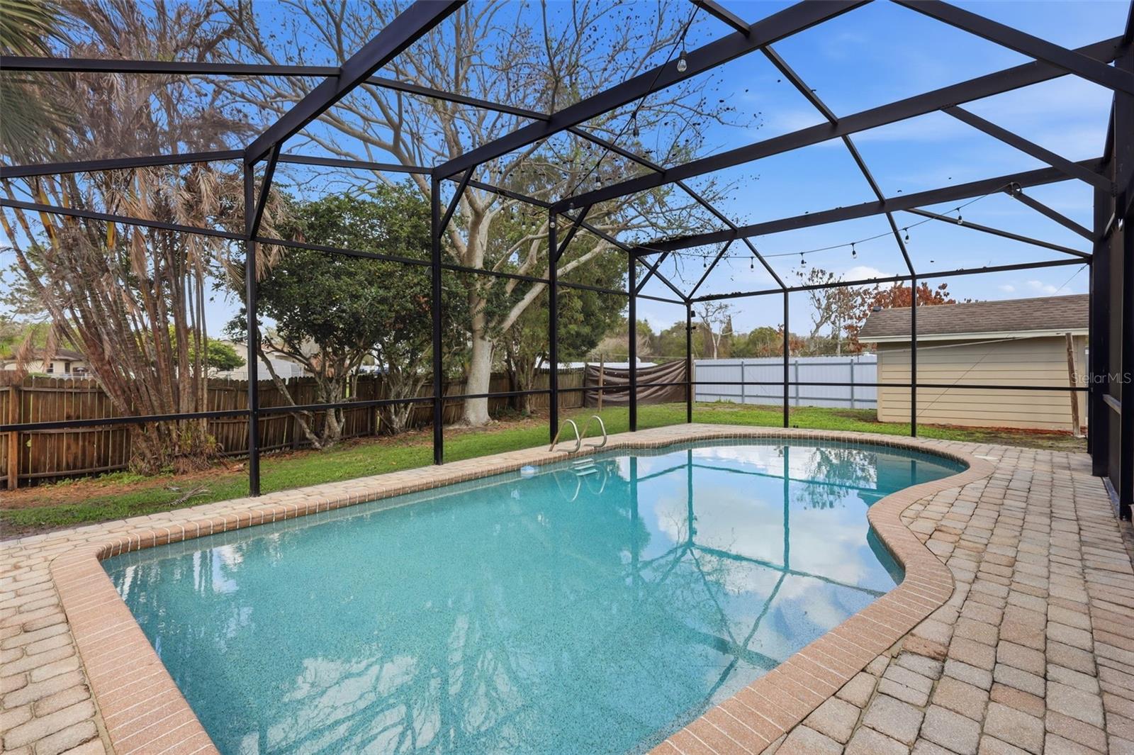 Image 37 of 51 For 2732 Hidden Cove Court