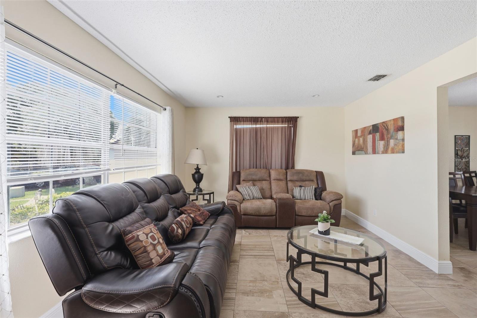 Image 7 of 51 For 2732 Hidden Cove Court