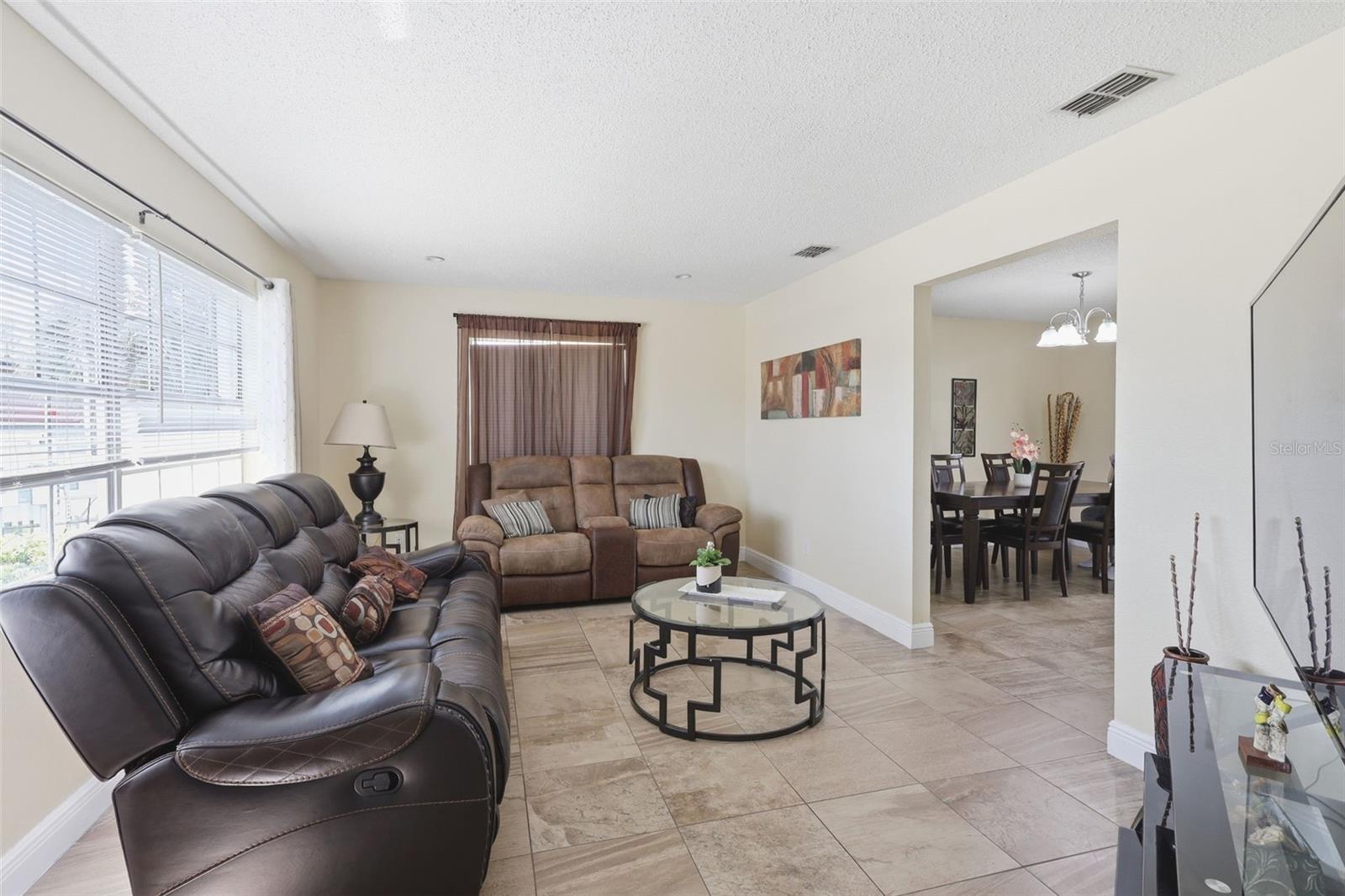 Image 8 of 51 For 2732 Hidden Cove Court