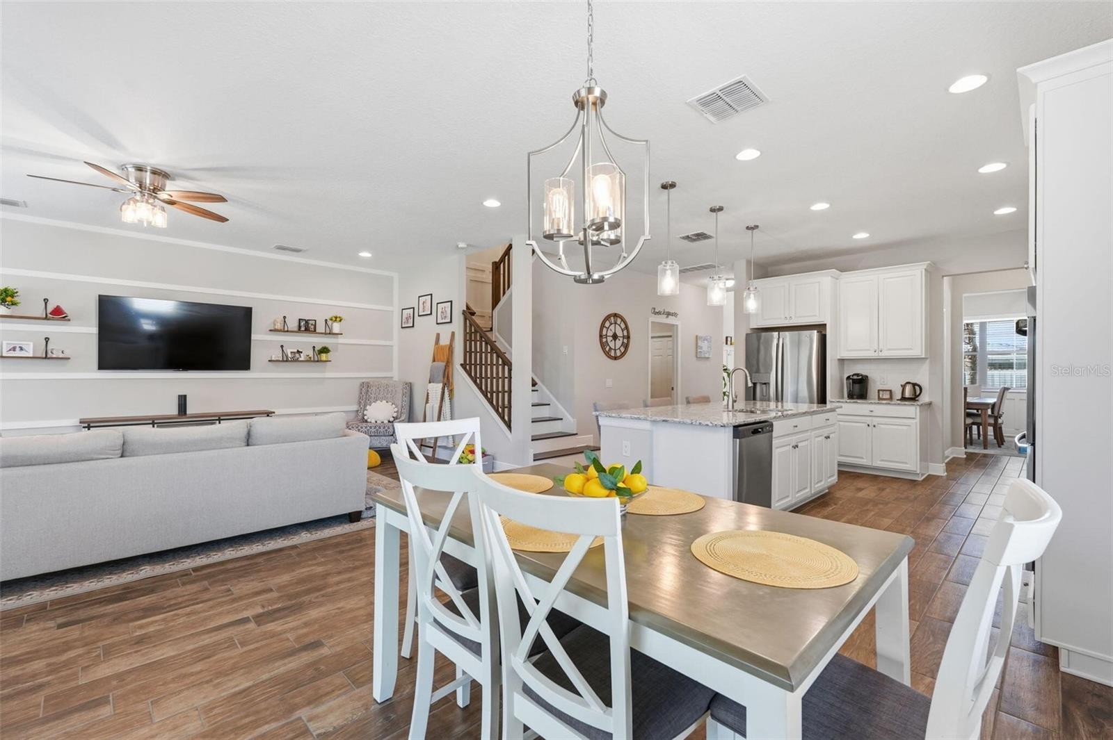 Image 17 of 53 For 16146 Monterey Greens Circle