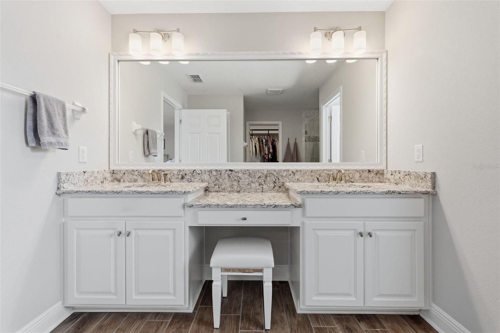 Image 39 of 53 For 16146 Monterey Greens Circle