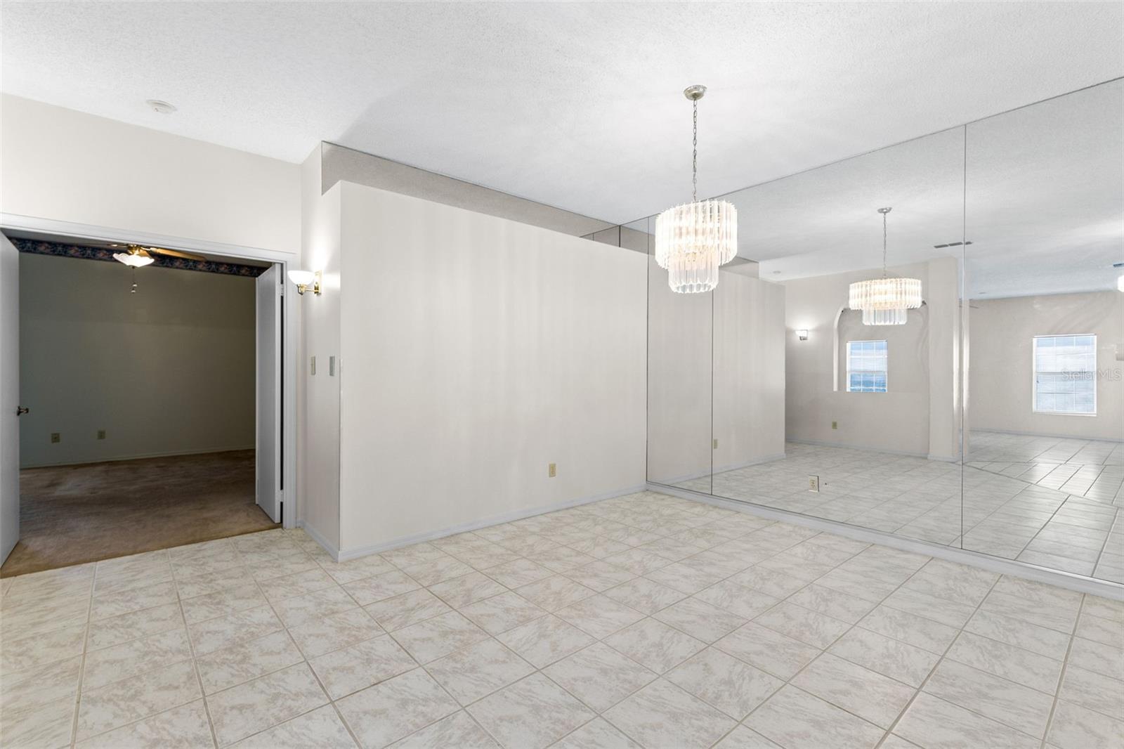 Image 14 of 43 For 5884 Parkview Point Drive