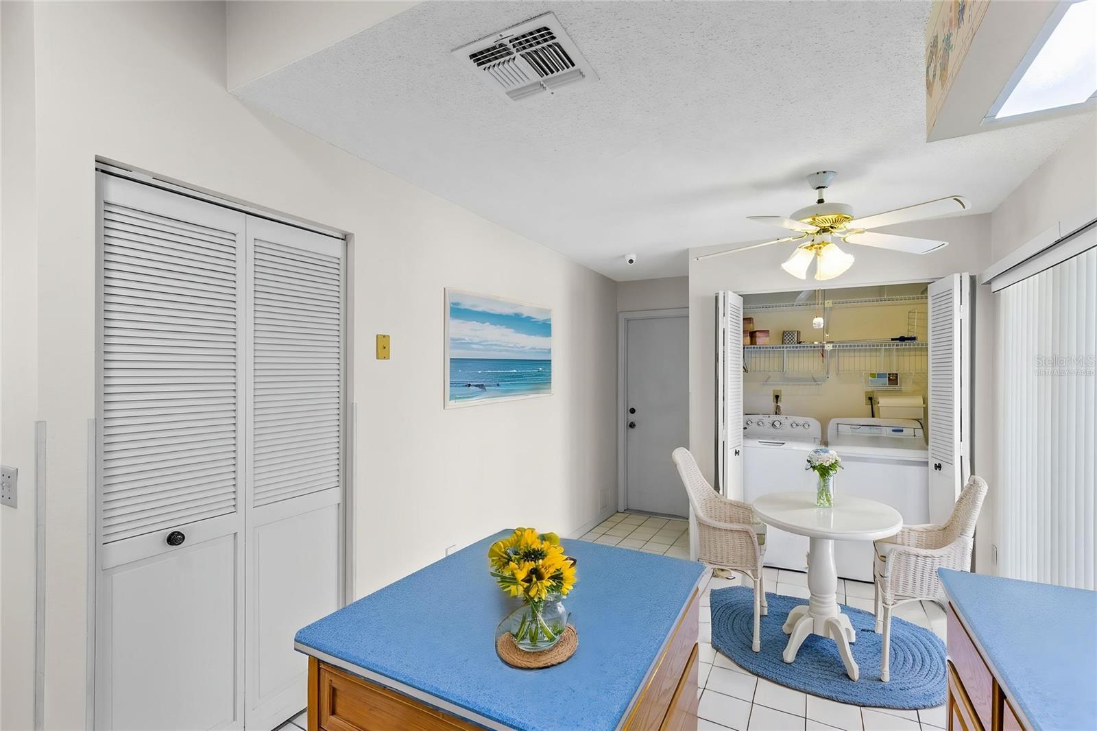 Image 9 of 43 For 5884 Parkview Point Drive