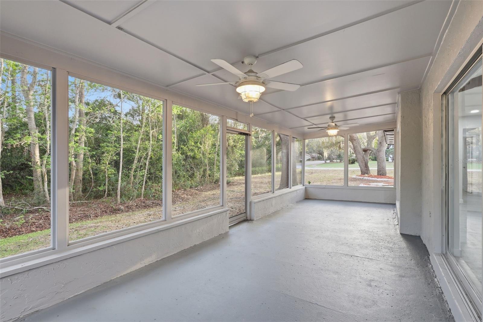 Image 27 of 44 For 300 Sweetwater Creek Drive