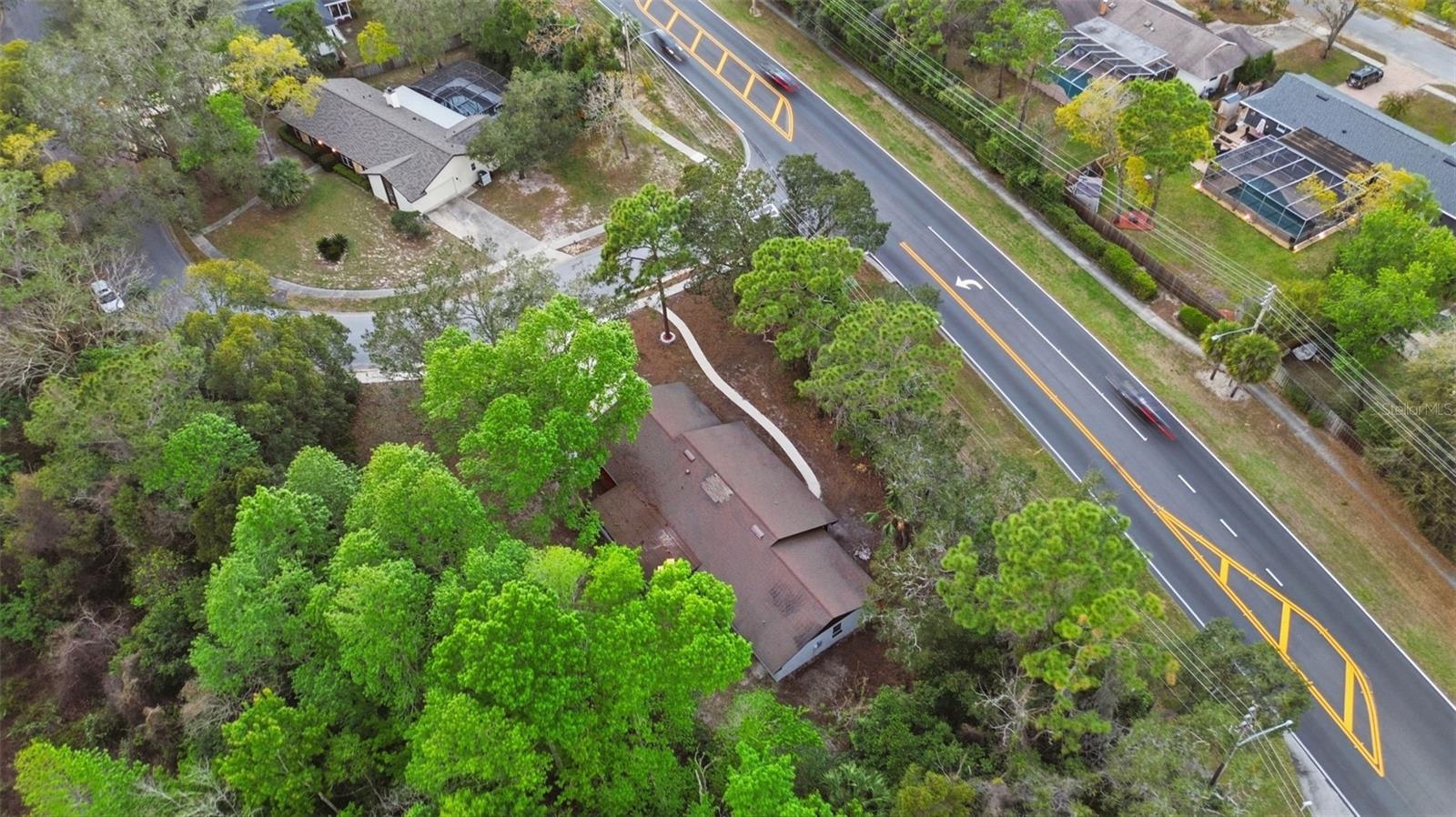 Image 36 of 44 For 300 Sweetwater Creek Drive