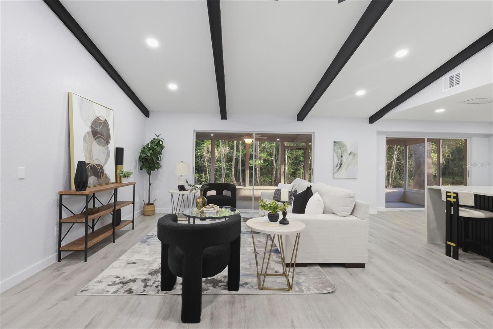 Image 4 of 44 For 300 Sweetwater Creek Drive