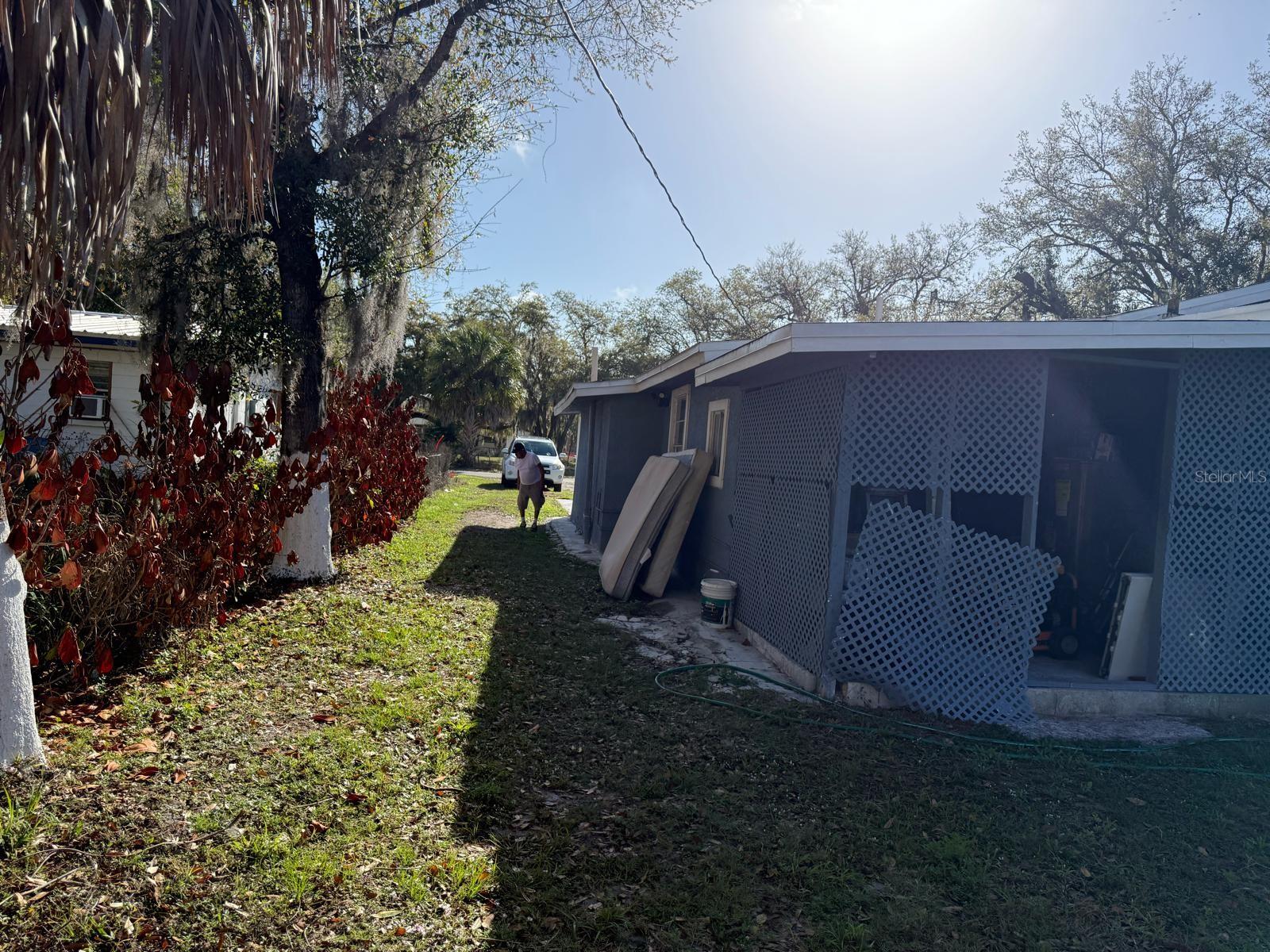 Image 10 of 36 For 414 Spring Avenue